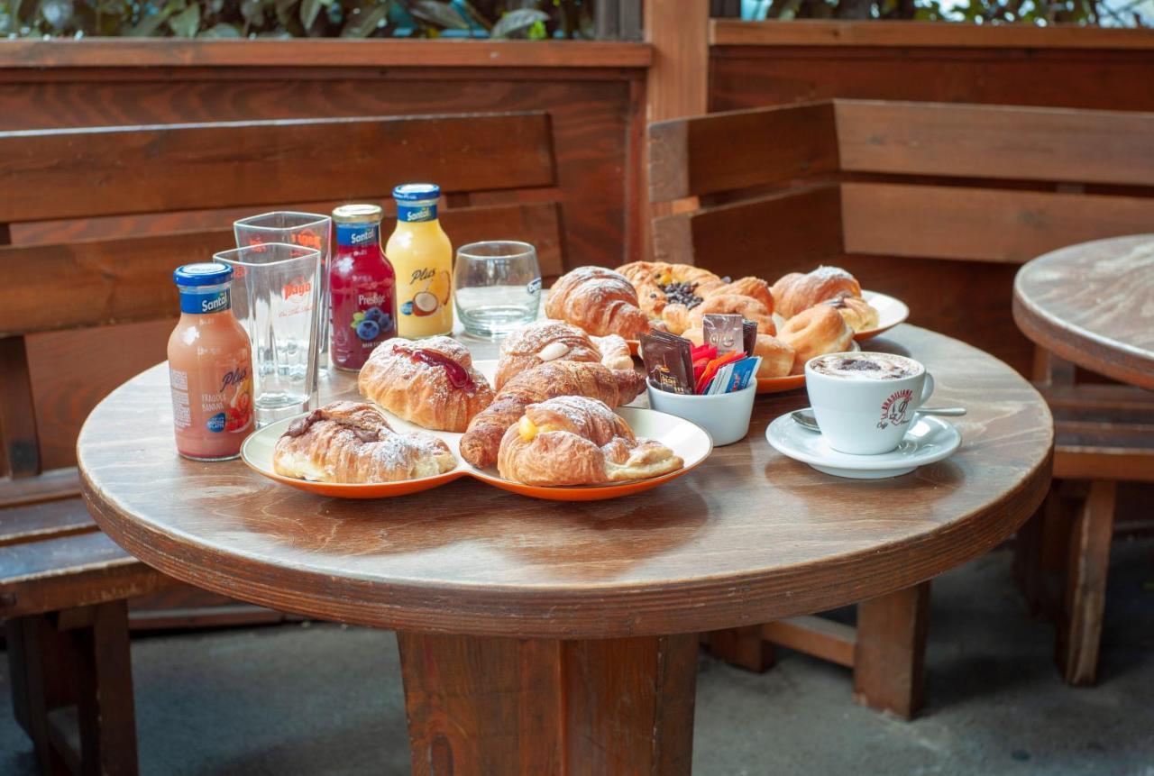 Bed & Breakfast Le Piazze Cori Exterior foto